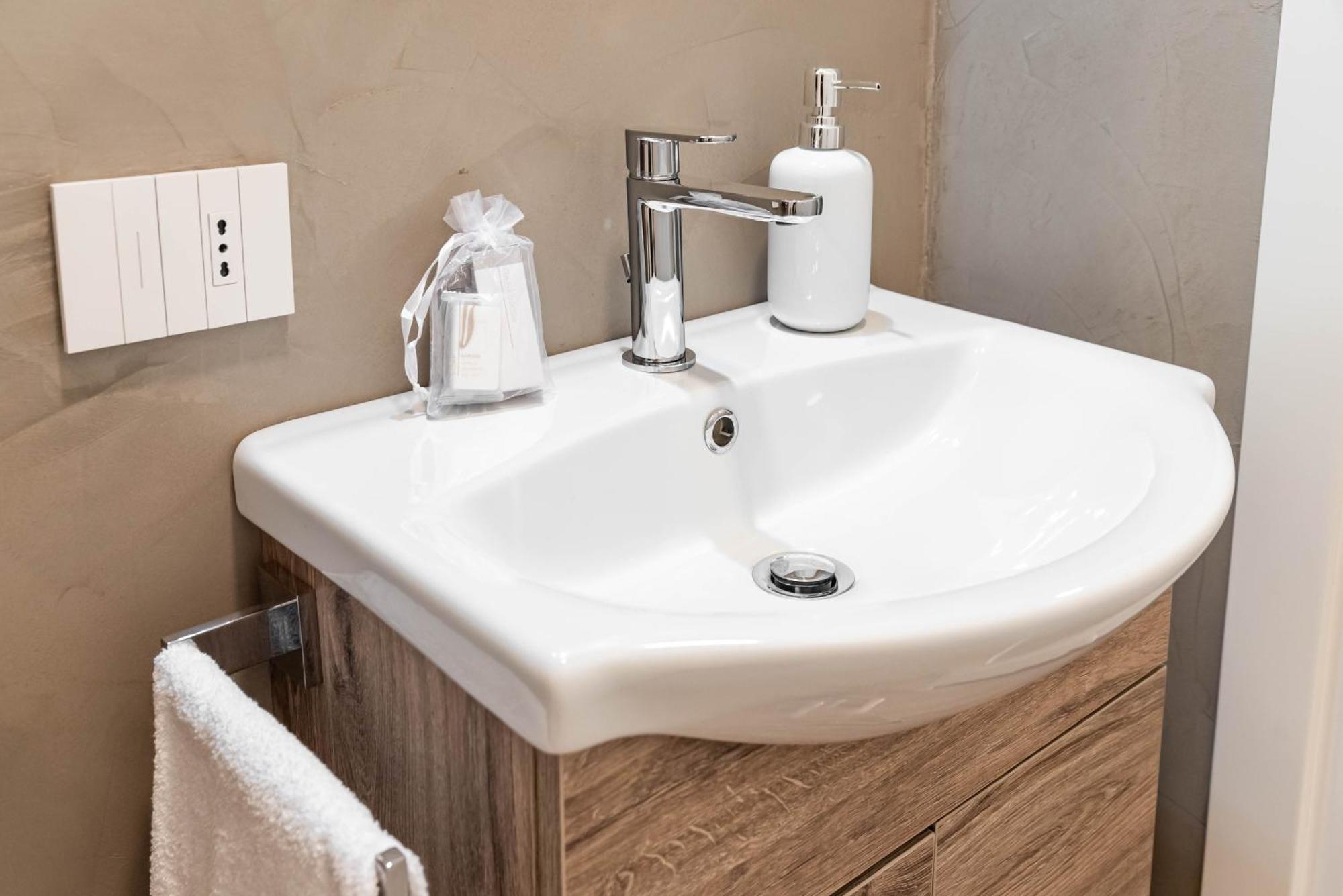We Home - Romeo&Giulietta Luxury Retreat 维罗纳 外观 照片